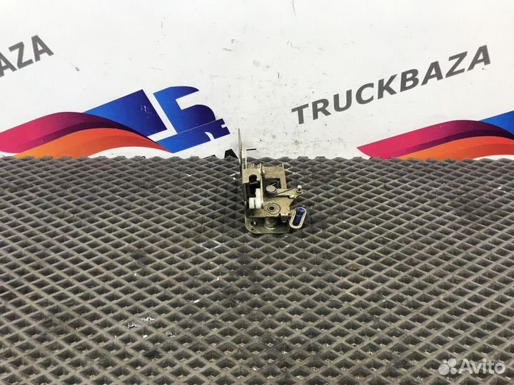 81626806122 Замки двери передней правой Man TGX