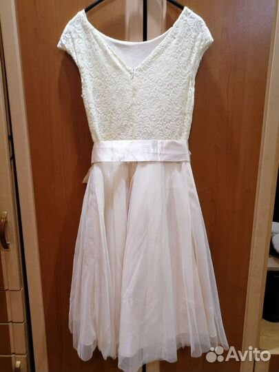 Платье праздничное женское 44.46