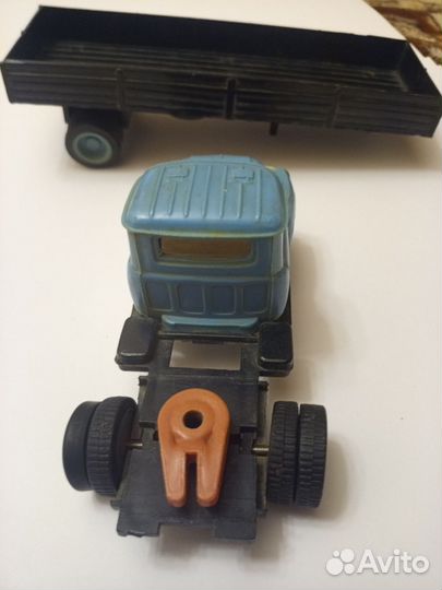 Модель грузовика ЗИЛ-130 завод Прогресс