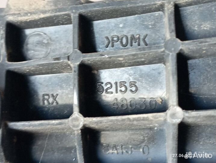 Крепление бампера заднее правое Lexus Rx350 2010