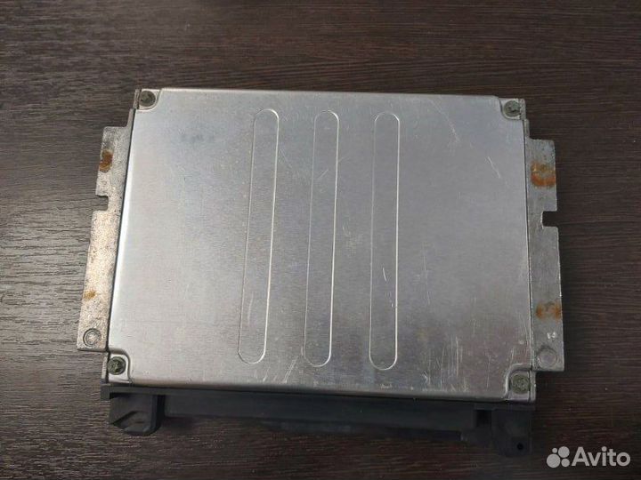 Блок управления двигателем Bmw 520I E39 M52 1996