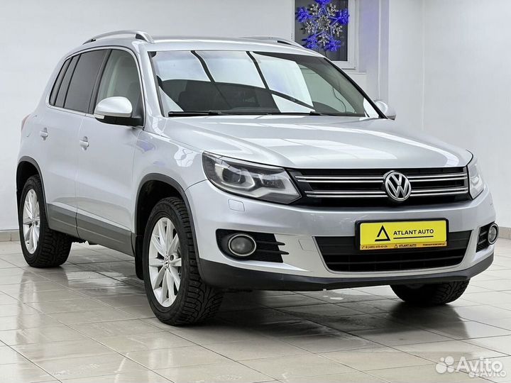 Volkswagen Tiguan 2.0 AT, 2015, 141 000 км