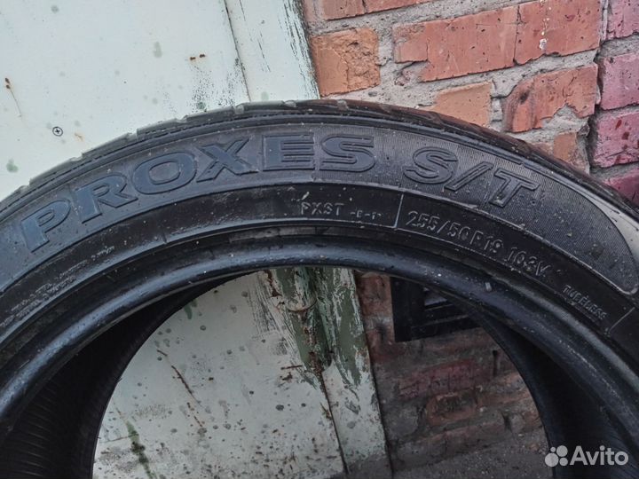 Toyo Proxes S/T 255/50 R19