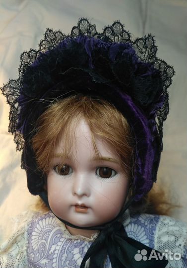 Бархатный бонет. ог 23- 24см