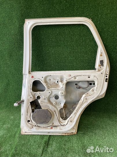 Дверь задняя правая Ford Escape