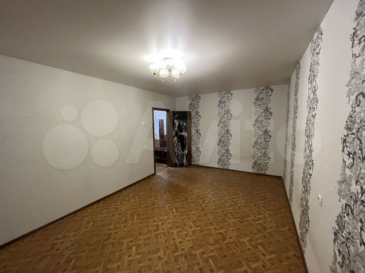 1-к. квартира, 42 м², 9/9 эт.