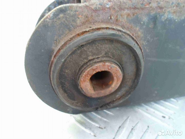 Стабилизатор задний Jeep Liberty 1 (KJ)