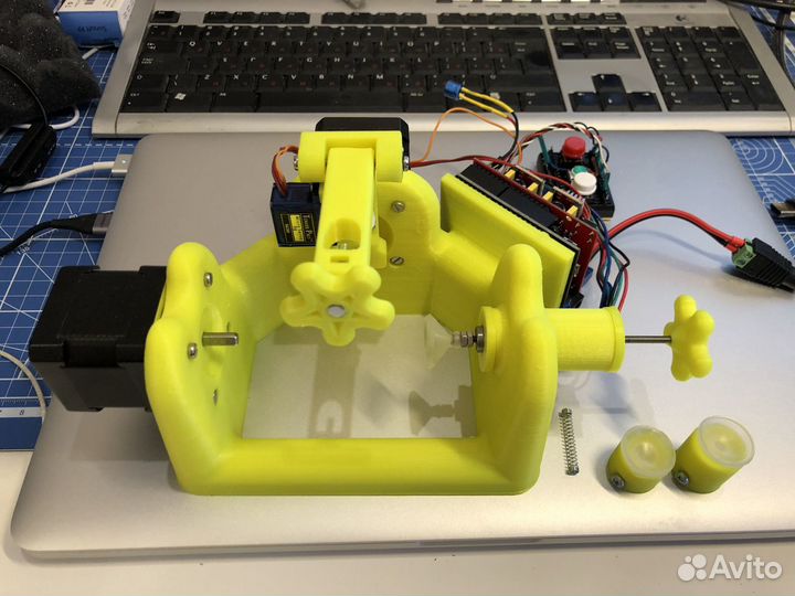 Принтер яйцебот eggbot