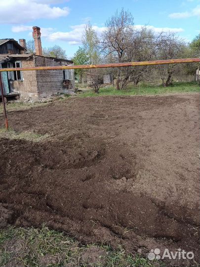 Вспашка земли мотоблоком