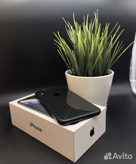 iPhone Xr, 64 ГБ