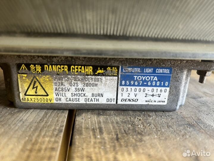 Левая фара land cruiser 100