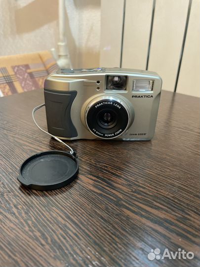 Пленочный фотоаппарат praktica zoom 600w