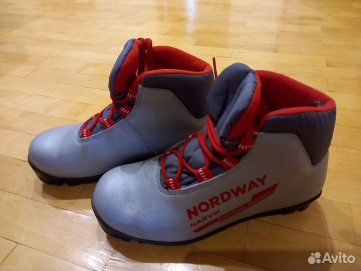Лыжные ботинки Nordway 36 р