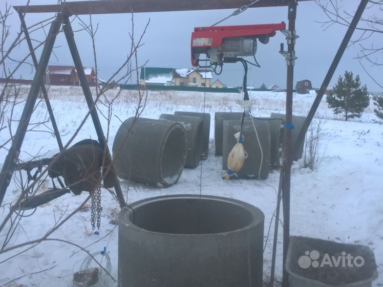 Бурение колодца под ключ. Подъемник для копки колодца. копка колодцев во владимире. колодец во владимире. скважина под ключ во владимире.