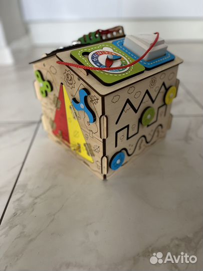 Бизиборд домик новый