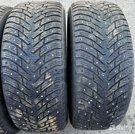 Nokian Tyres Hakkapeliitta 8 225/55 R17 97T