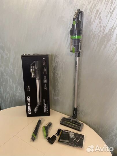 Беспроводной пылесос redmond RV-UR355