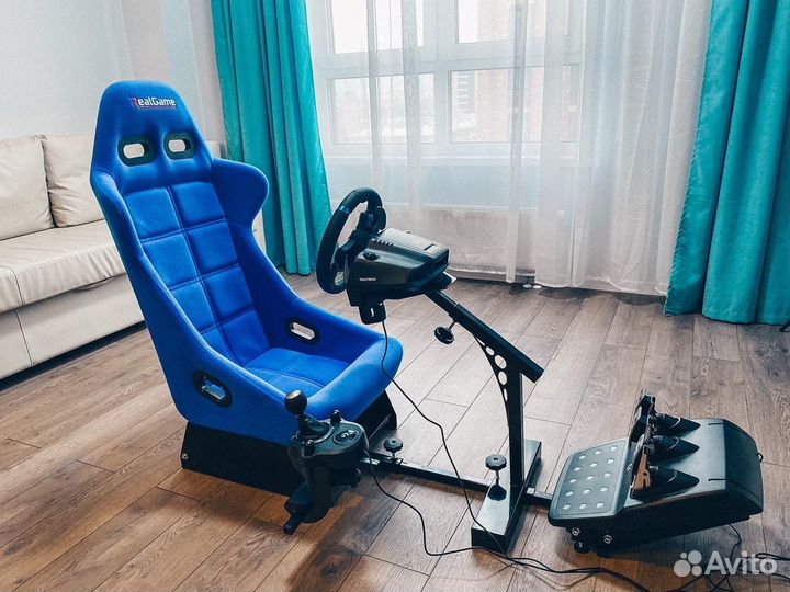 Кокпит RealGame для автосимулятора