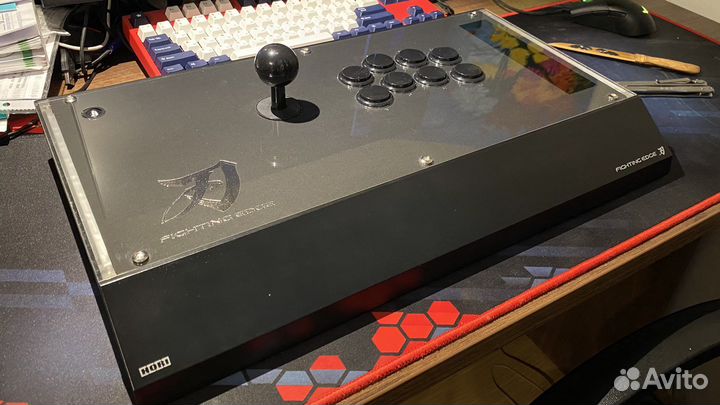Аркадный Стик Hori Fighting Edge