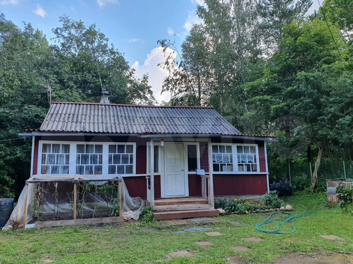 Дом 72 м² на участке 6 сот.