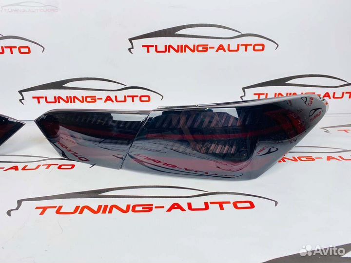 Стоп - сигналы Toyota Camry 70 F1529