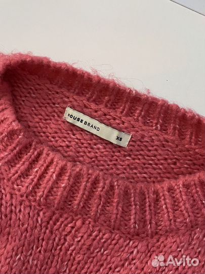 Женский новогодний свитер