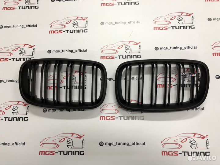 Решетка в BMW Х5 е70 в стиле Х5 М черная матовая