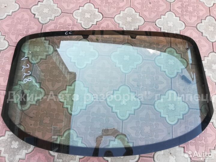 Стекло заднее Passat CC пассат цц седан