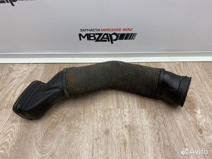 Патрубок впускной левый m273 Mercedes W221