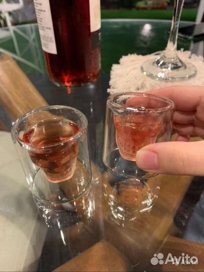 Стопки череп