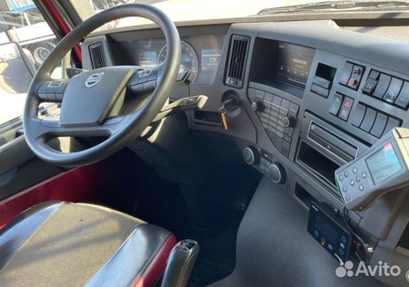 В разборке грузовик Volvo, FMX с 2010