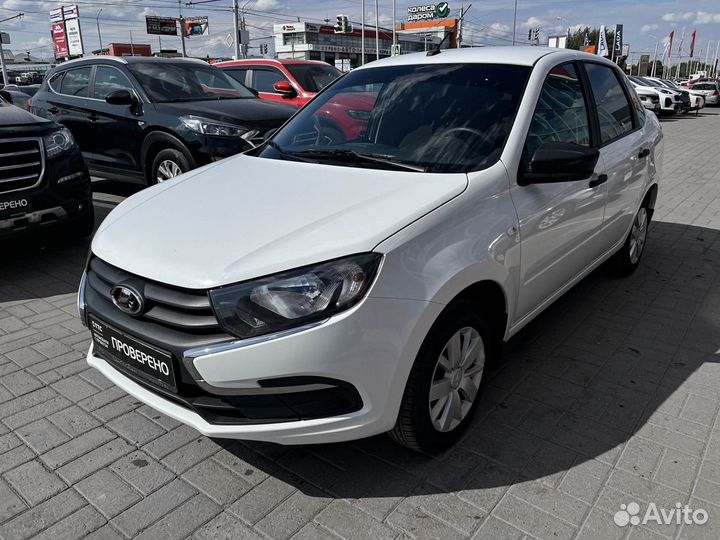LADA Granta 1.6 МТ, 2021, 66 536 км