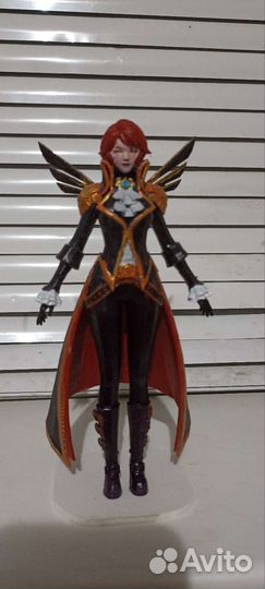 Фигурка Эйдора