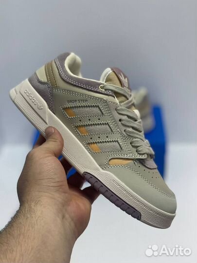 Кроссовки женские Adidas dropstep