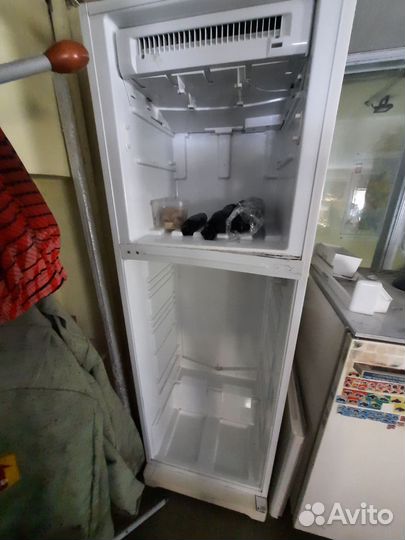 Холодильник на запчасти