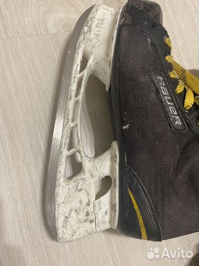 Коньки и краги