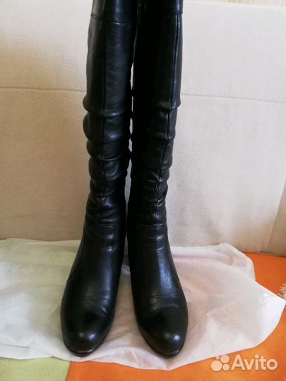 Сапоги зимние натуральная кожа и мех. Высота каблу