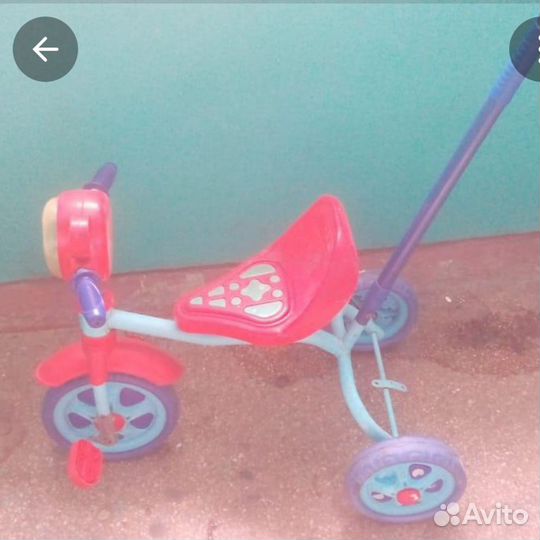 Детский велосипед с родительской ручкой,б/у