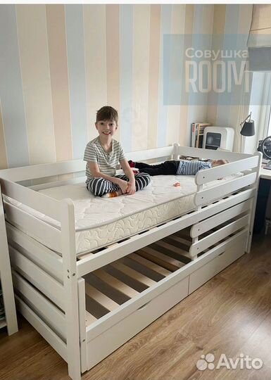 Детская двухъярусная кровать из массива бука