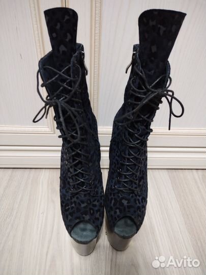 Стрипы ботильоны 38р Pride