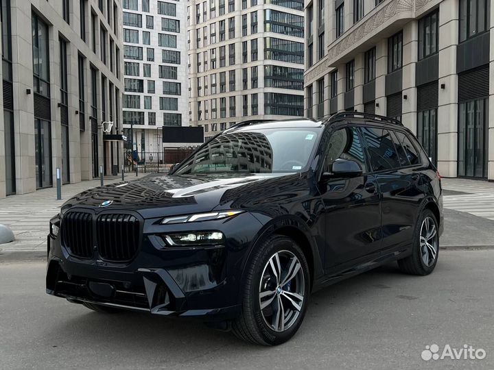 BMW X7 3.0 AT, 2023, 300 км