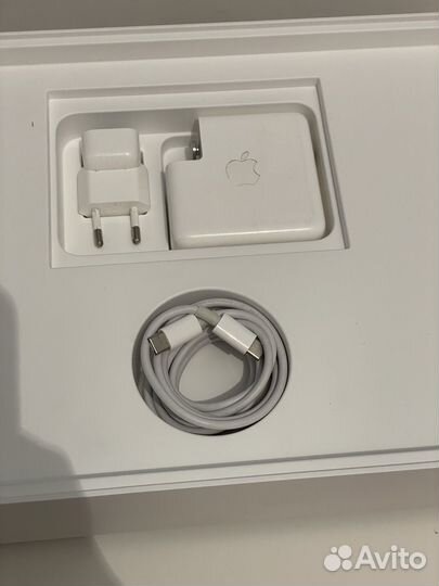 Apple MacBook Pro 13 2017 рст 1tb ssd