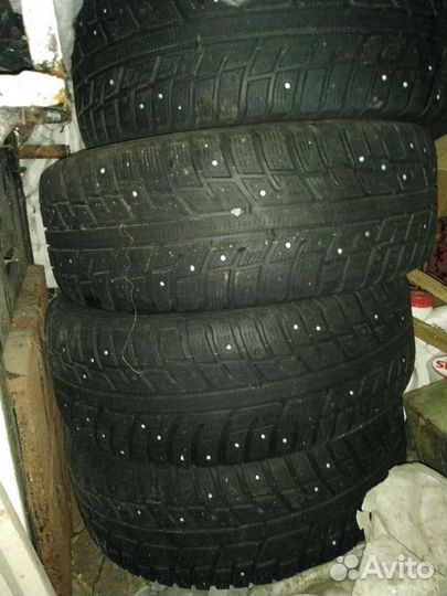 Kumho I'Zen RV Stud KC16 205/55 R16