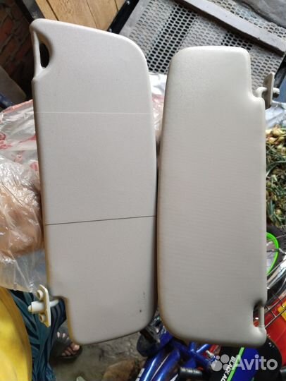 Солнцезащитный козырек на LADA granta