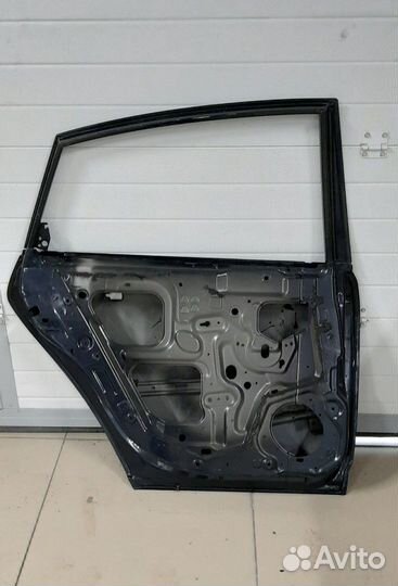 Nissan Teana J31 дверь оригинал