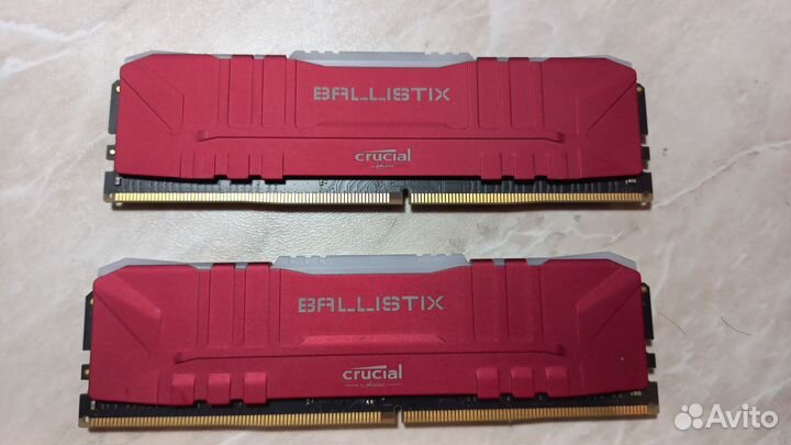 DDR4-3600 2 x 8 Gb Crucial Ballistix RGB