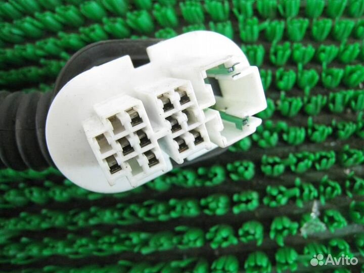 Проводка двери задней левой Ford Maverick TM1 2005