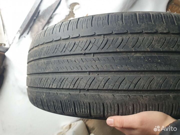 Michelin Latitude Tour HP 235/55 R19