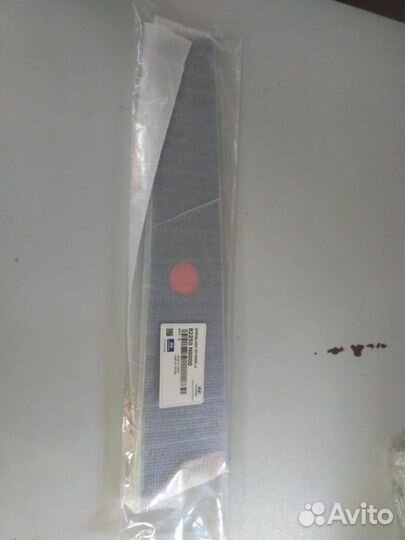 Молдинг передней двери Туссан