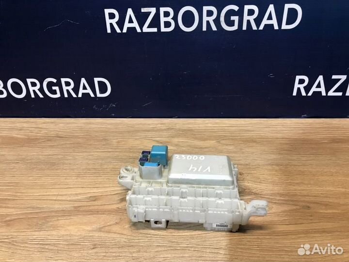 Блок предохранителей Toyota Hilux KUN25 2kdftv